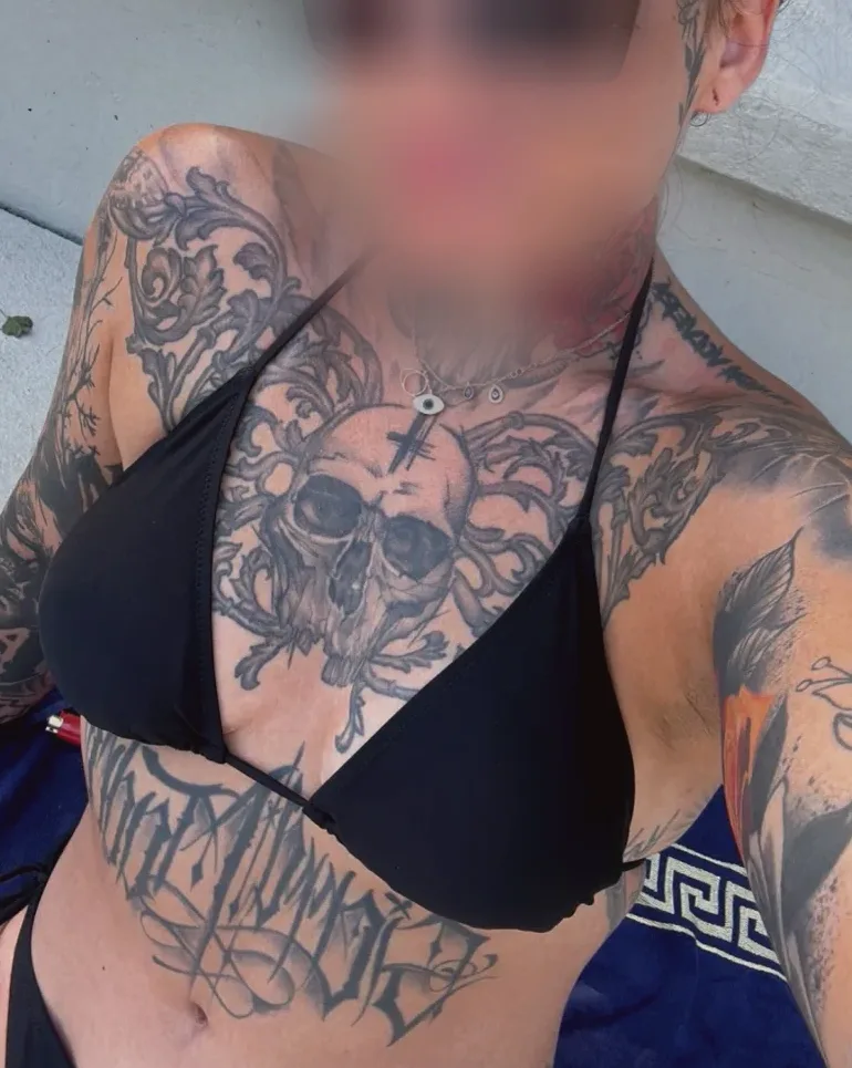 Aleyna, 32
