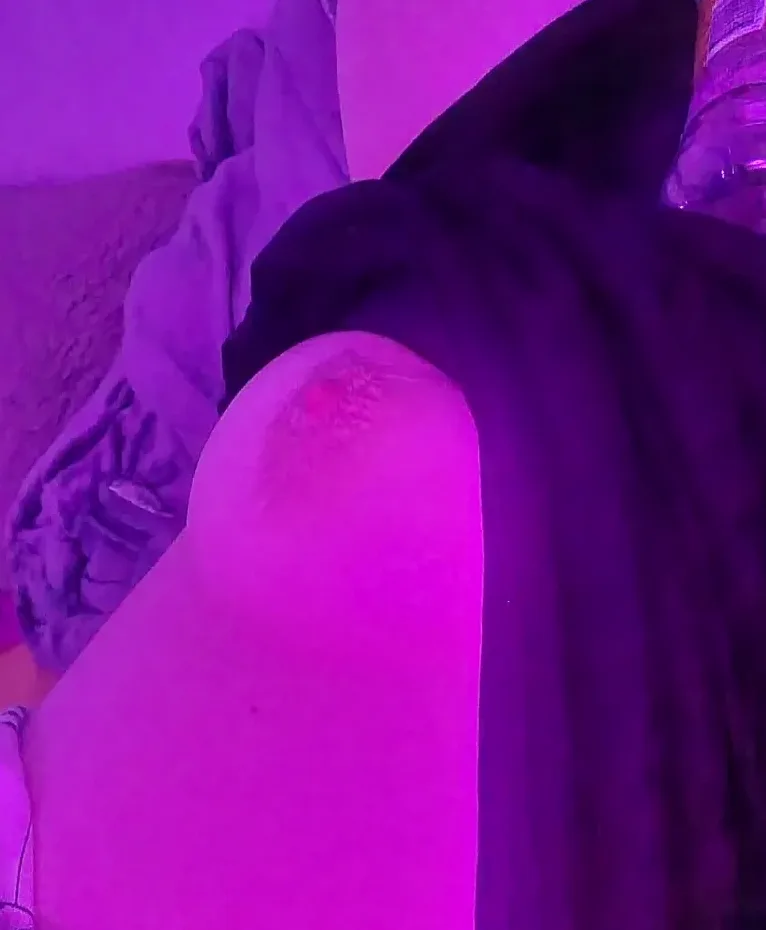 Diana, 34