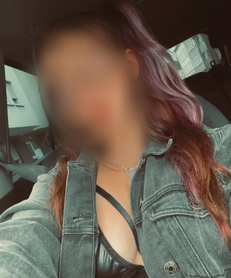 Hannah, 27