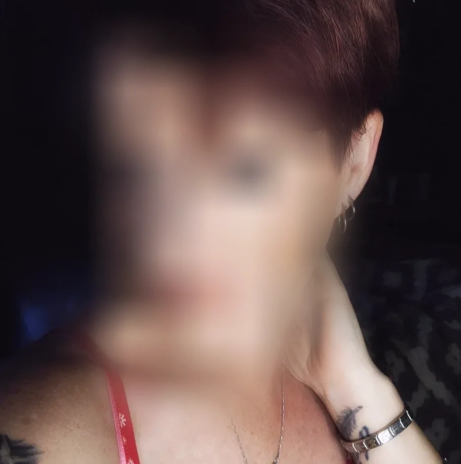 Sarah, 36